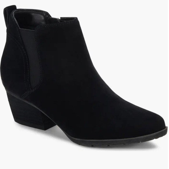 Blondo Shoes - Blondo Victory Bootie, size 9